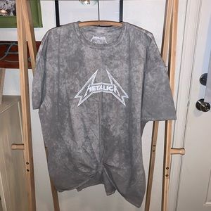 Women’s acid washed Metallica tee